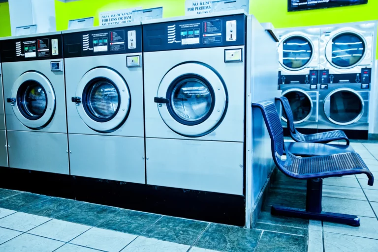Cleaning and descaling a front-loading washing machine