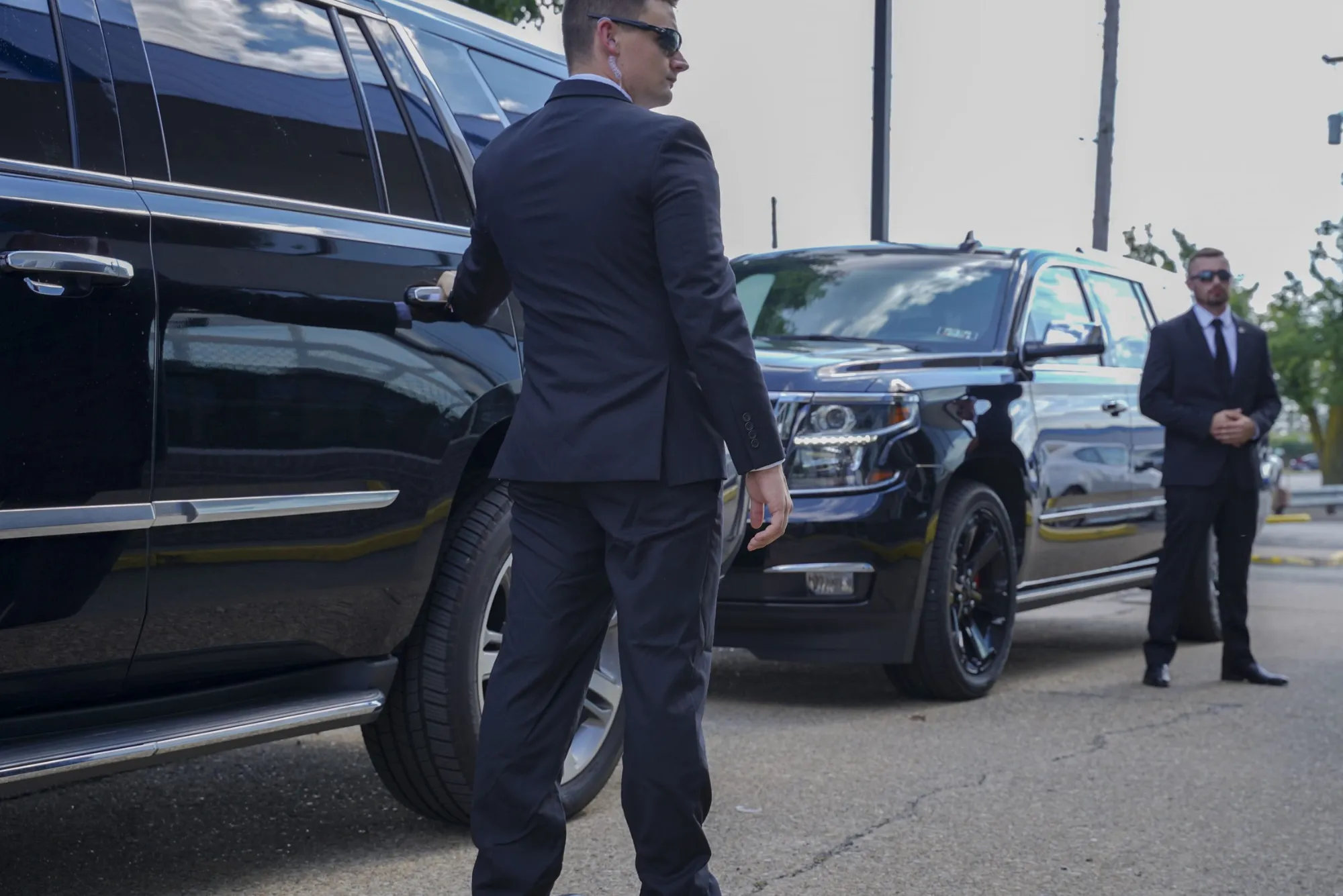 how do i become a personal bodyguard